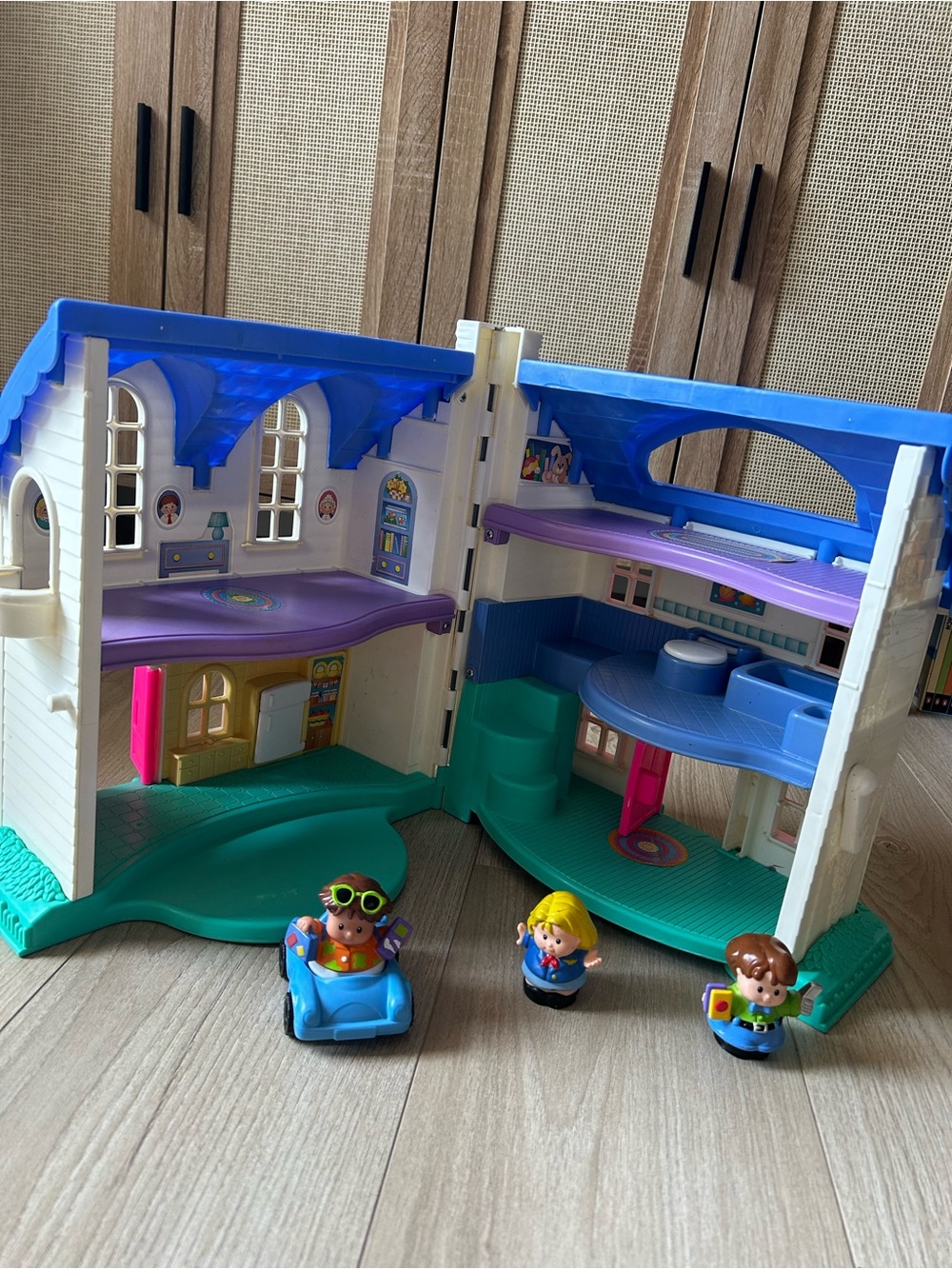 Fisher-Price Little People Foldable House